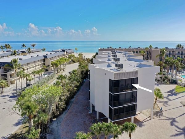 Luxury Sanibel Island Condo Gulf Front