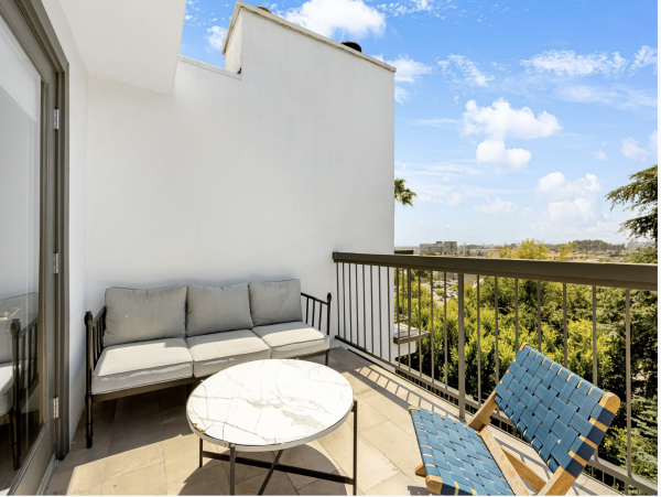 LA Stylish Rental Home NEW ARRIVAL