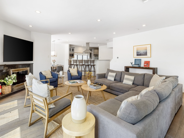 LA Stylish Rental Home NEW ARRIVAL