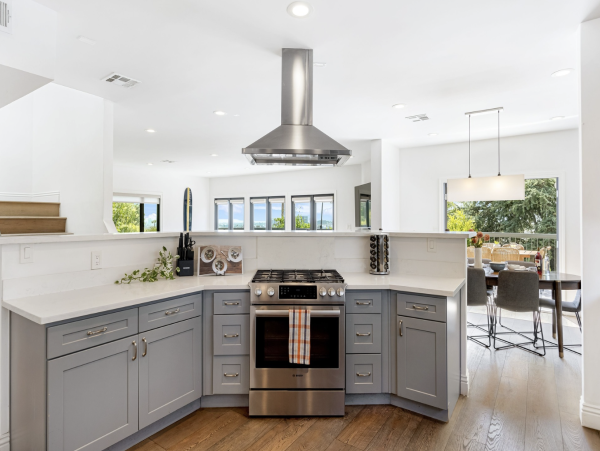 LA Stylish Rental Home NEW ARRIVAL