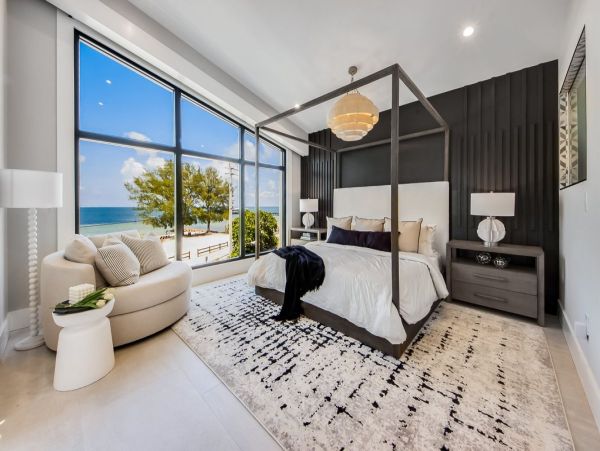 Luxurious Anna Maria Island Retreat - Stunning Views
