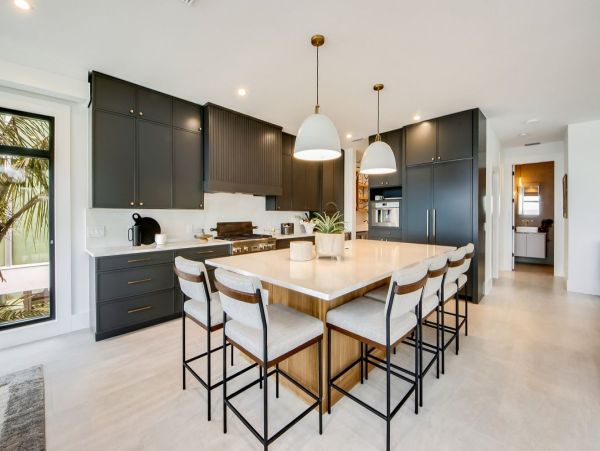 Luxurious Anna Maria Island Retreat - Stunning Views