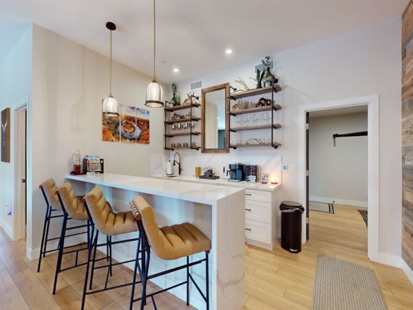Luxury Flagstaff Vacation Rental - Forest Retreat with 6 Bedroom