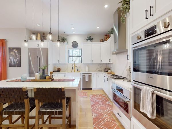 Luxury Flagstaff Vacation Rental - Forest Retreat with 6 Bedroom