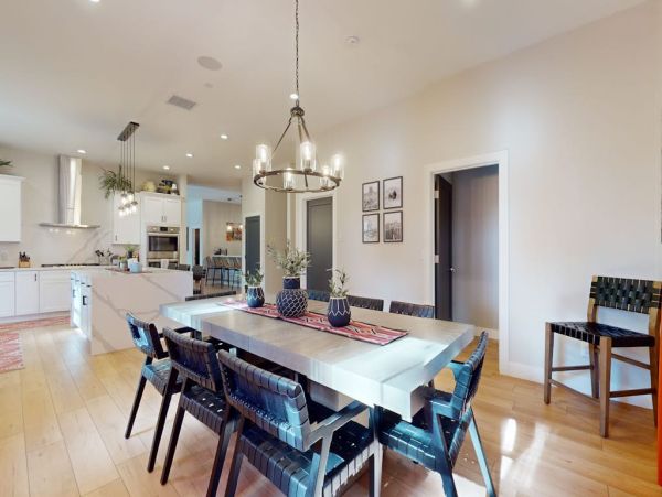 Luxury Flagstaff Vacation Rental - Forest Retreat with 6 Bedroom