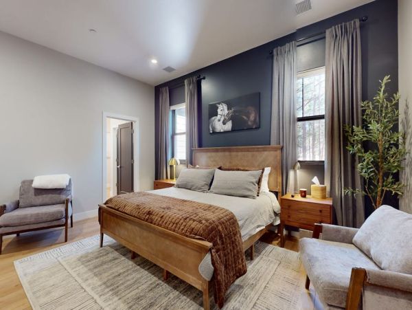 Luxury Flagstaff Vacation Rental - Forest Retreat with 6 Bedroom