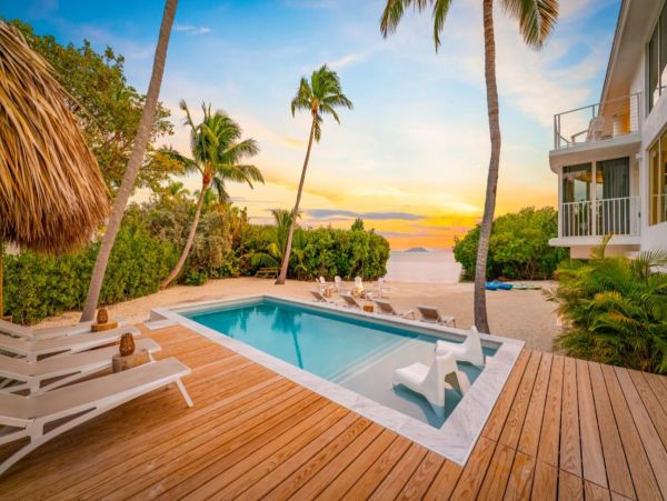 Oceanfront Islamorada Vacation Rental - Luxury Beachfront Retreat in the Florida Keys