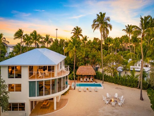 Oceanfront Islamorada Vacation Rental - Luxury Beachfront Retreat in the Florida Keys