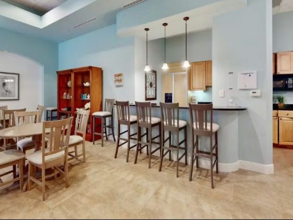 Luxury 3-Bedroom Condo in Marco Island - Your Coastal Retreat
