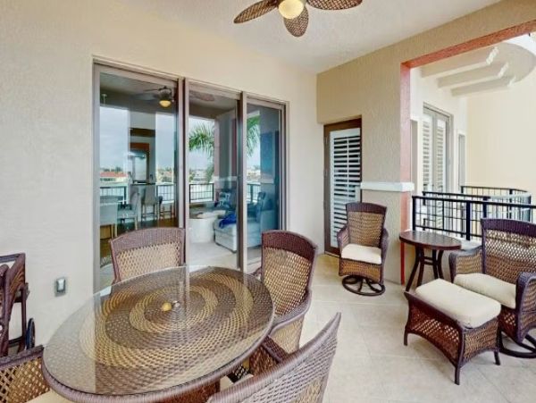 Luxury 3-Bedroom Condo in Marco Island - Your Coastal Retreat