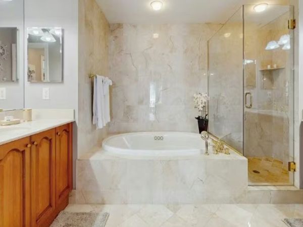 Luxury 3-Bedroom Condo in Marco Island - Your Coastal Retreat