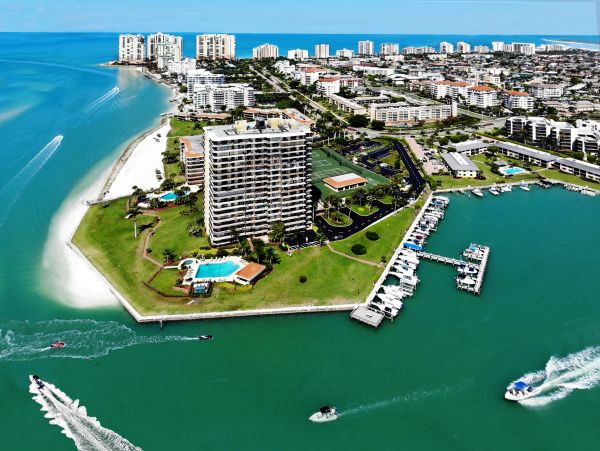 Stunning Condo Overlooking the Gulf of Mexico - Marco Island