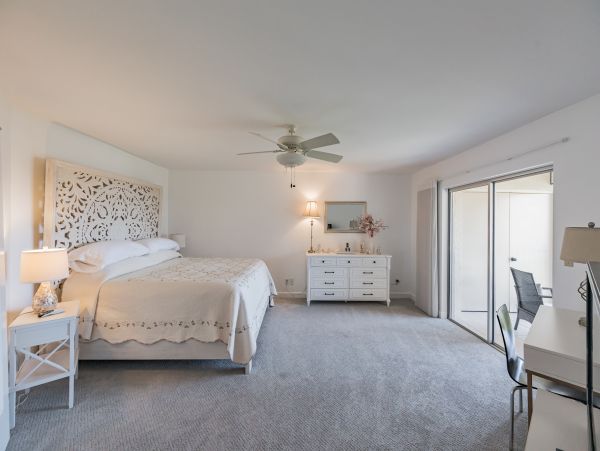 Stunning Condo Overlooking the Gulf of Mexico - Marco Island