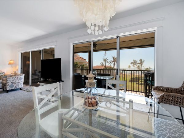 Stunning Condo Overlooking the Gulf of Mexico - Marco Island