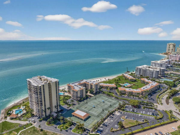 Stunning Condo Overlooking the Gulf of Mexico - Marco Island