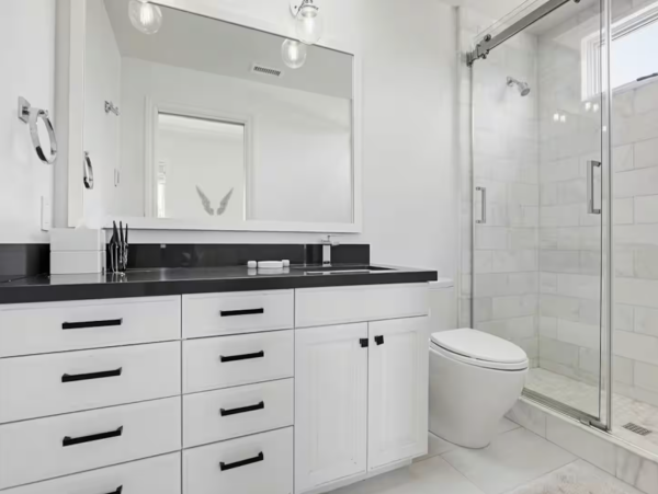 Luxury pool Home Located Before La Jolla & Pacific Beach Five Bedrooms! Pool