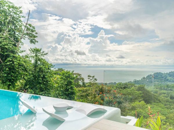 Dominical Luxury Villa Rental - Costa Rica Beachfront Vacation Home