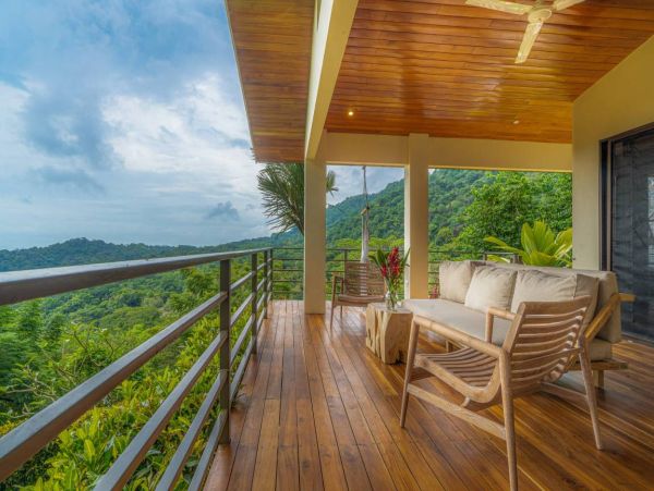 Dominical Luxury Villa Rental - Costa Rica Beachfront Vacation Home