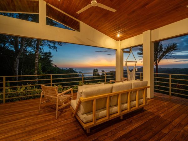 Dominical Luxury Villa Rental - Costa Rica Beachfront Vacation Home