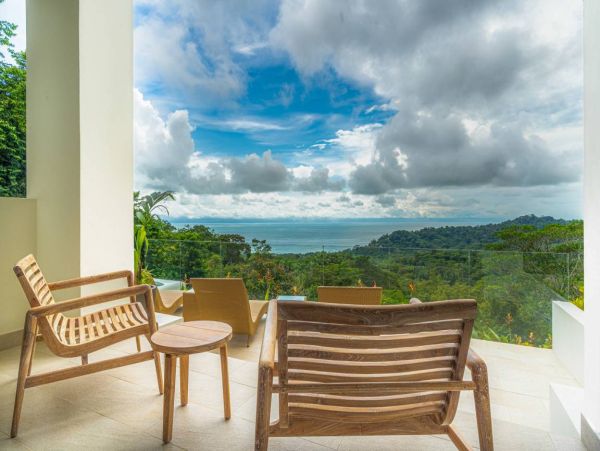 Dominical Luxury Villa Rental - Costa Rica Beachfront Vacation Home