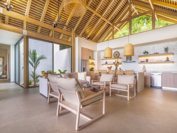 Dominical Luxury Villa Rental - Costa Rica Beachfront Vacation Home