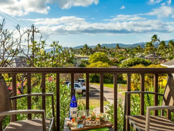 Ocean View Cottage Poipu - Kauai Vacation Rental with A/C
