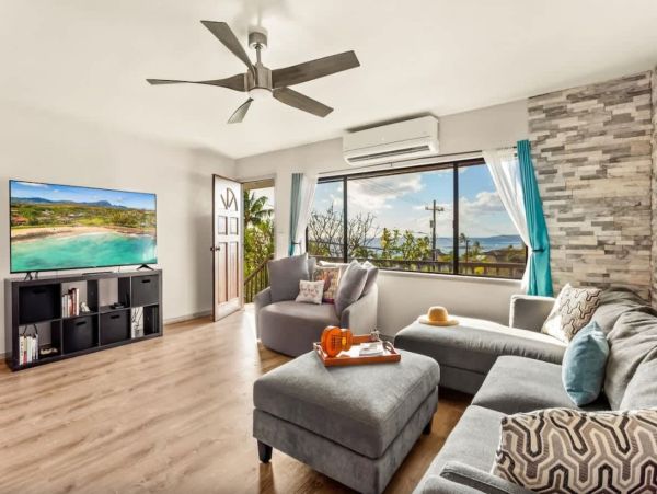 Ocean View Cottage Poipu - Kauai Vacation Rental with A/C