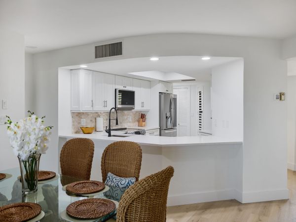 Sanibel Island Vacation Rental - Luxury Gulf Coast Condo with Beach Access