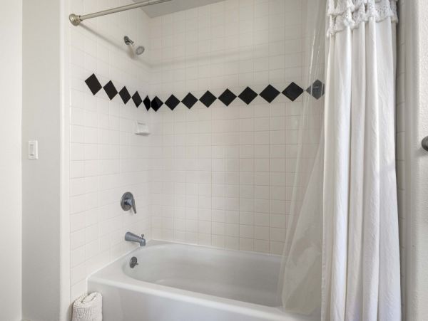 Kailua-Kona Vacation Rental - Luxury Hawaiian Villa with Pool & Hot Tub