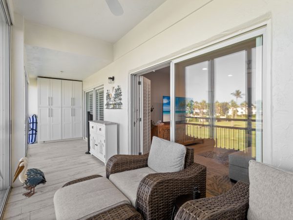 Beachfront Longboat Key Condo with Heated Pool