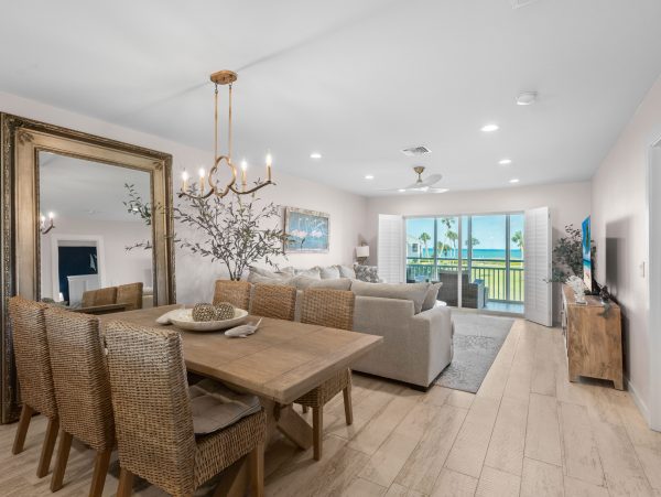 Beachfront Longboat Key Condo with Heated Pool