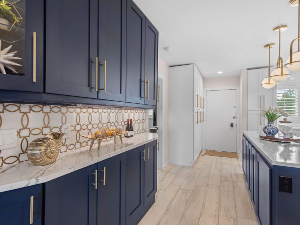 Beachfront Longboat Key Condo with Heated Pool