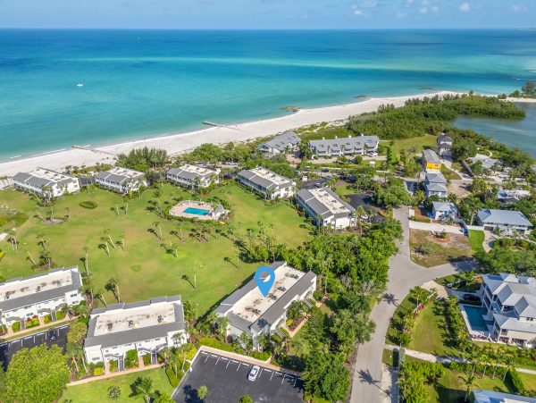 Beachfront Longboat Key Condo with Heated Pool