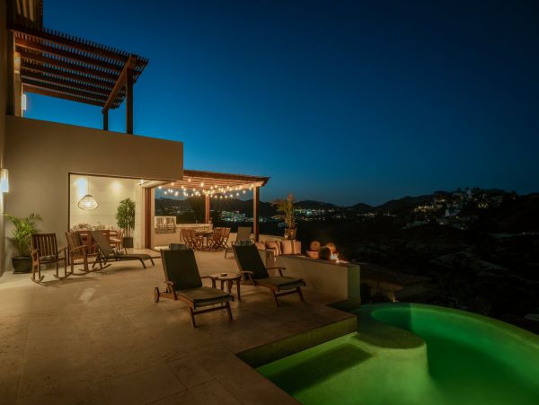 Luxury Cabo San José del Cabo Villa Rental - Swimmable Beach Access