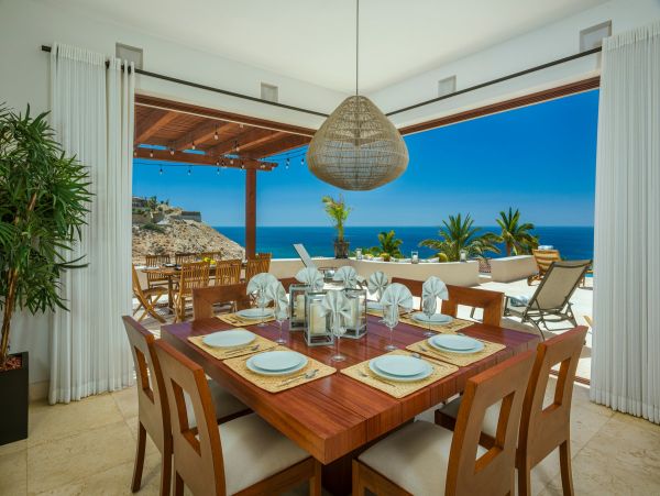 Luxury Cabo San José del Cabo Villa Rental - Swimmable Beach Access