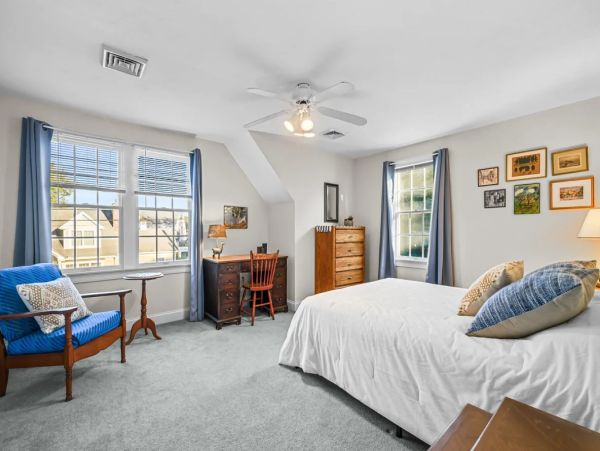 Cape Cod Vacation Rentals - Barnstable Luxury Home