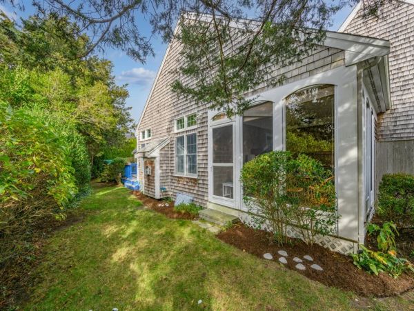 Cape Cod Vacation Rentals - Barnstable Luxury Home