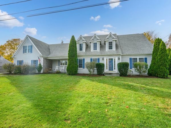 Cape Cod Vacation Rentals - Barnstable Luxury Home