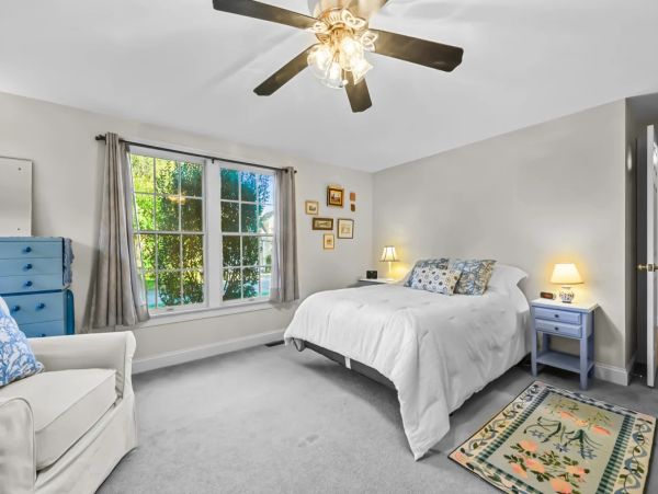 Cape Cod Vacation Rentals - Barnstable Luxury Home