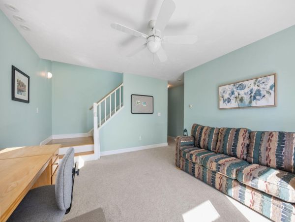 Spacious Beachfront Retreat on Onsset Beach - Your Perfect Getaway
