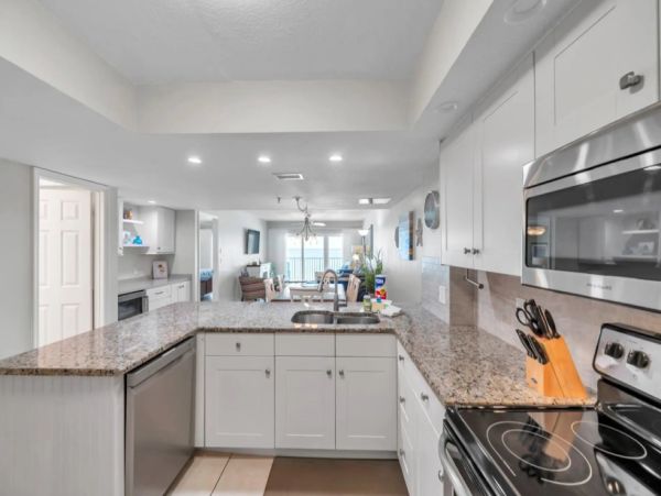 Indian Shores Vacation Rental – Florida Beachfront Condo