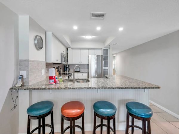 Indian Shores Vacation Rental – Florida Beachfront Condo