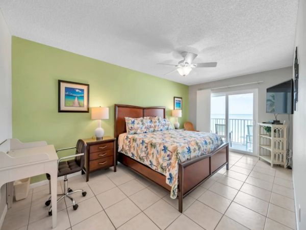 Indian Shores Vacation Rental – Florida Beachfront Condo
