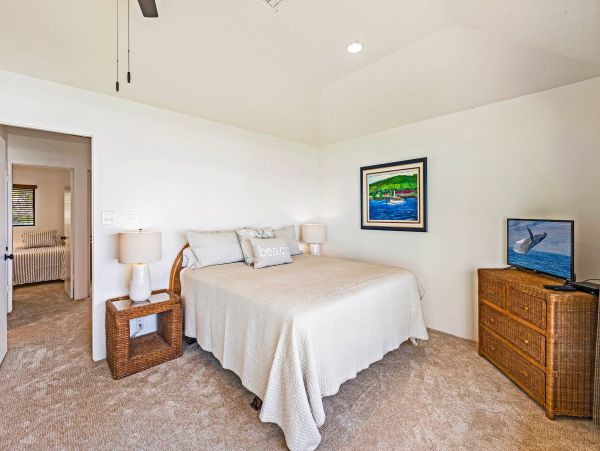 Beachfront Maui Vacation Rental - Lahaina Oceanfront Townhome