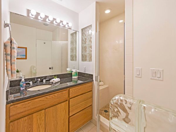 Beachfront Maui Vacation Rental - Lahaina Oceanfront Townhome