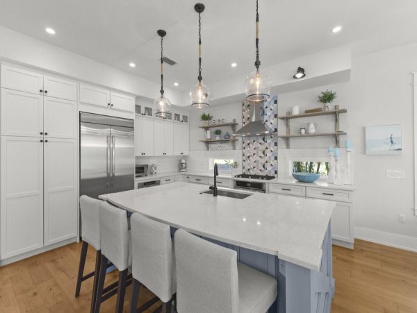 Luxurious 4-Bedroom Pool Home on Anna Maria Island