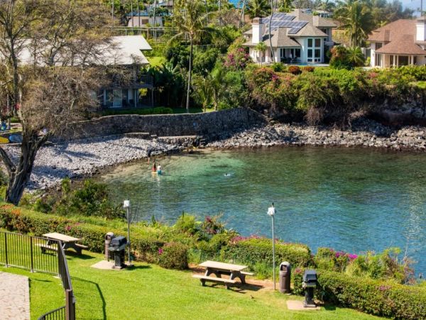 Maui Oceanfront Vacation Rental – Napili Bay Villas