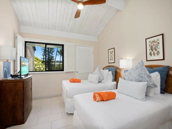 Maui Oceanfront Vacation Rental – Napili Bay Villas