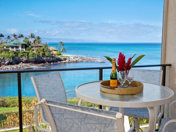 Maui Oceanfront Vacation Rental – Napili Bay Villas