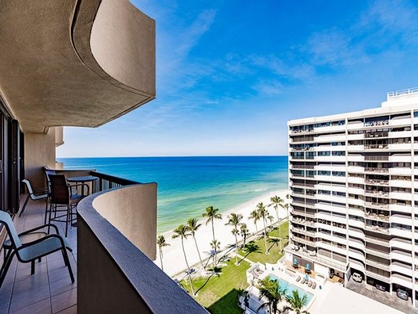 Beachfront Condominium - Unmatched Gulf Views